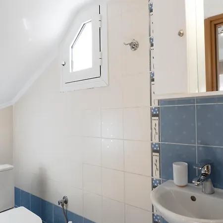 Apollo Sea Side Maisonette, *